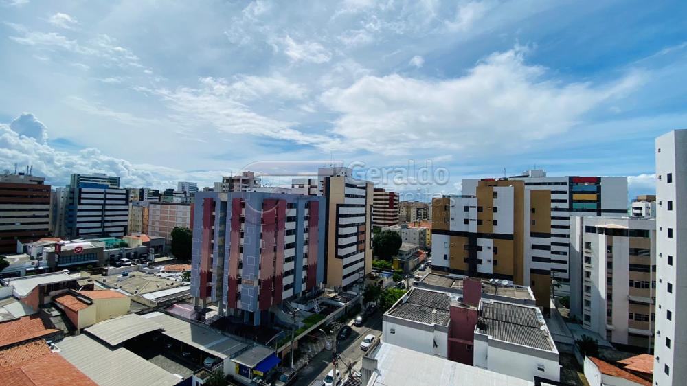 Alugar Apartamentos / Quarto Sala em Maceió R$ 2.000,00 - Foto 3