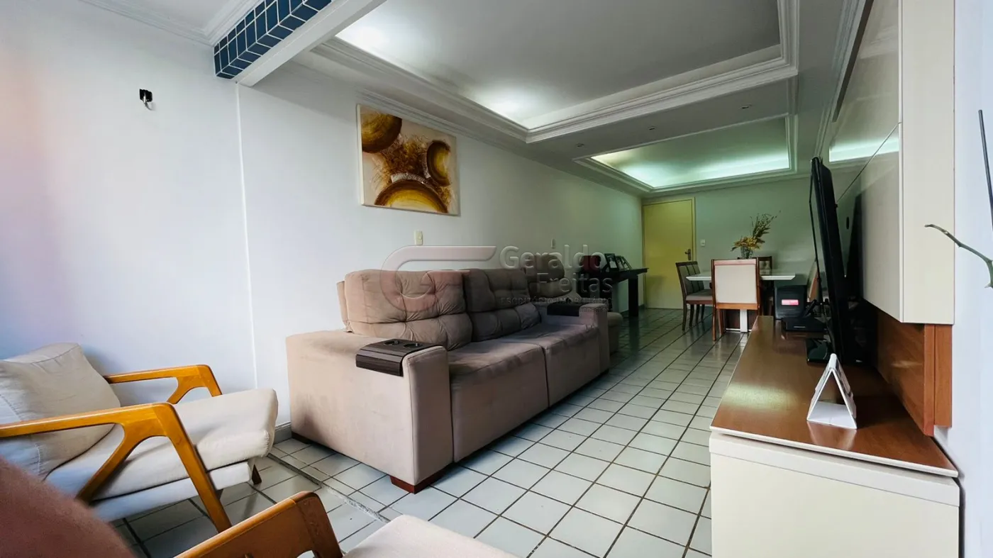 Comprar Apartamentos / Padrão em Maceió R$ 395.000,00 - Foto 5