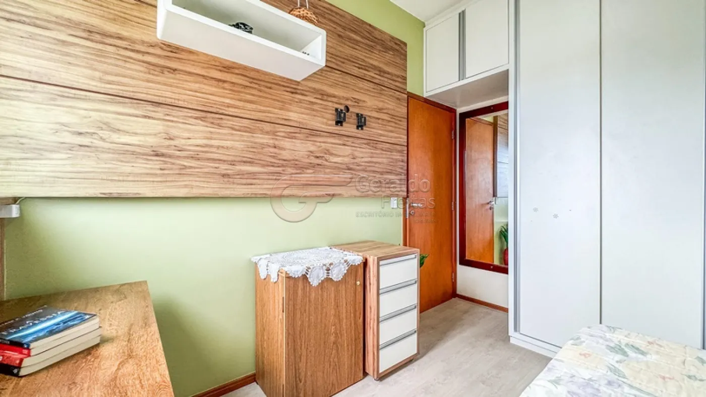 Comprar Apartamentos / Padrão em Maceió R$ 700.000,00 - Foto 14