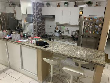 Comprar Apartamentos / Padrão em Maceió R$ 355.000,00 - Foto 4 Comprar Apartamentos / Padrão em Maceió R$ 355.000,00 - Foto 4