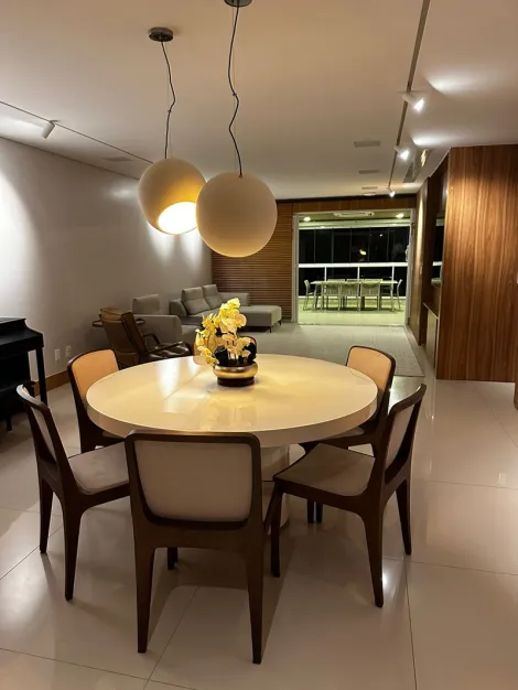 imagem 3 - Luxuoso Apartamento de 258m² com 4 Suítes e 4 Vagas em Condomínio Completo à Beira-Mar em Jacarecica imagem 3 - Luxuoso Apartamento de 258m² com 4 Suítes e 4 Vagas em Condomínio Completo à Beira-Mar em Jacarecica